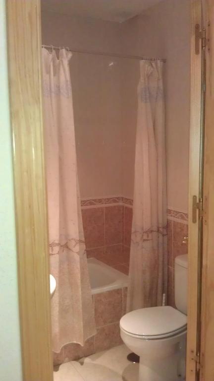 Hostal Restaurante El Chato Эль-Баррако Номер фото